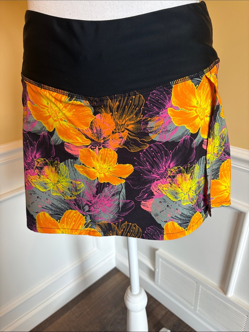 Women’s Floral Active Skort in Black and Neon Print